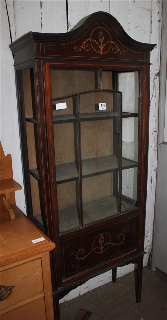 Inlaid display cabinet